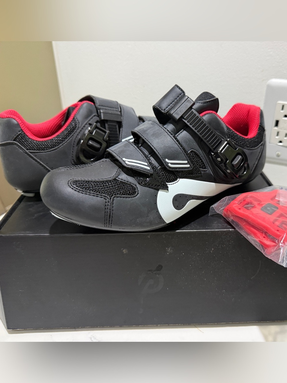 Peloton cycling shoes